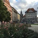 Rose Plaza